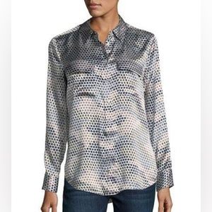 [EQUIPMENT] Signature Silk Paisley Mineral Grey Print Silk Button down Shirt